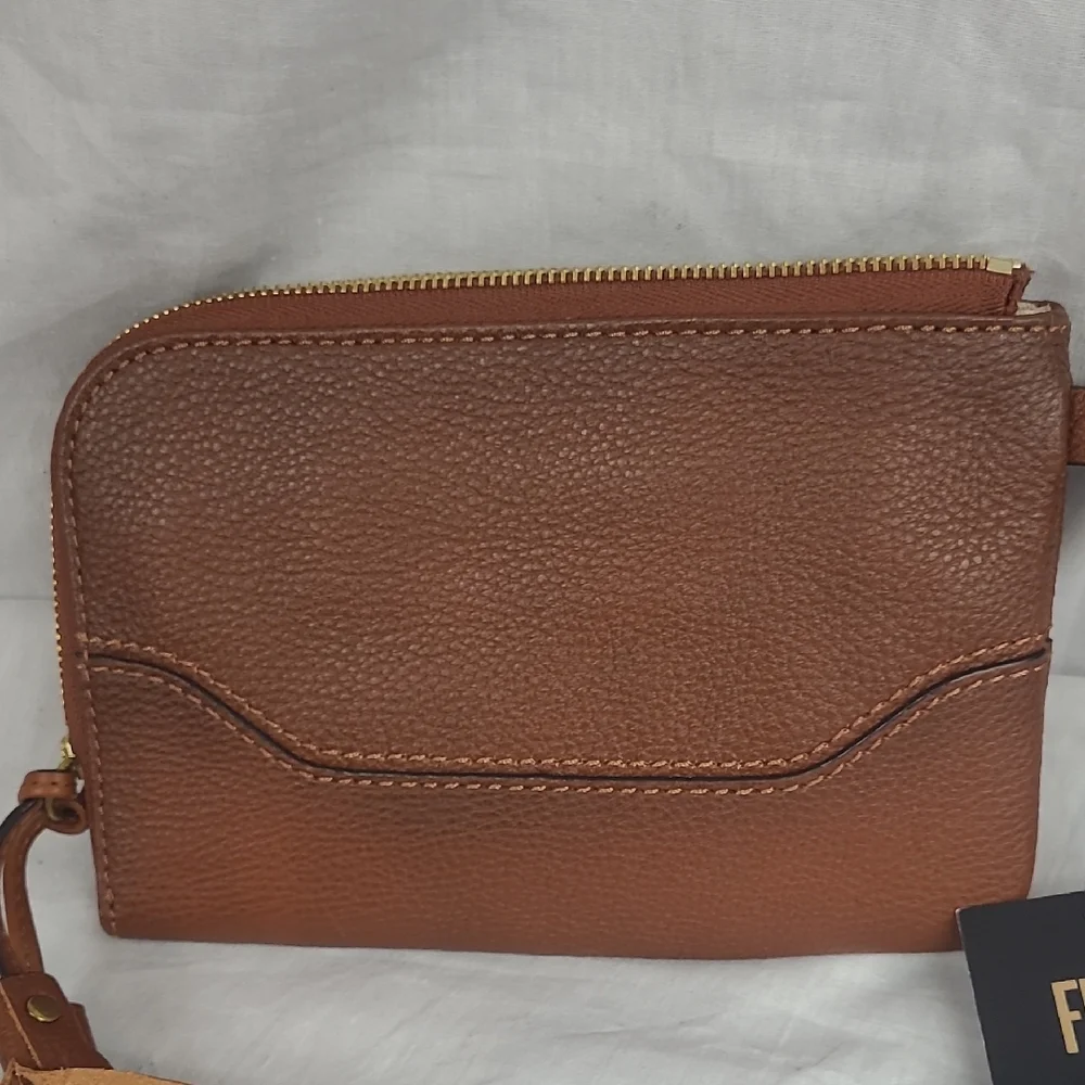 FRYE NEW Cognac Brown Leather Wallet PAIGE Wristlet With Tassle And Strap NWT
